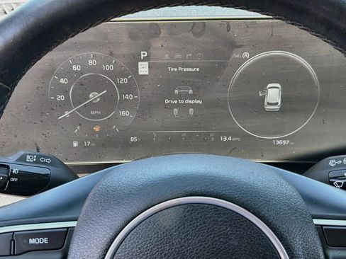 Used 2024 Kia Sportage SX FWD image 12