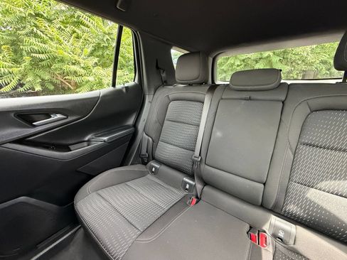 Used 2025 Chevrolet Equinox LT AWD/4WD image 38