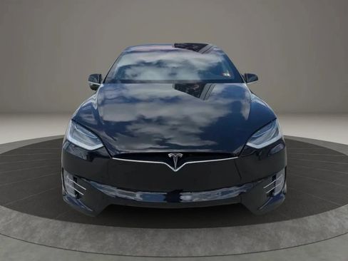 Used 2017 Tesla Model X 75D AWD/4WD image 3