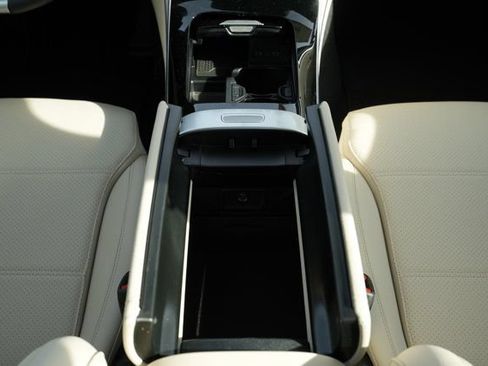 Used 2026 Mercedes-Benz C 300 4MATIC Sedan image 29