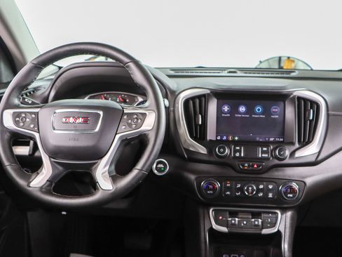 Used 2023 GMC Terrain SLT w/ Elevation Edition image 17