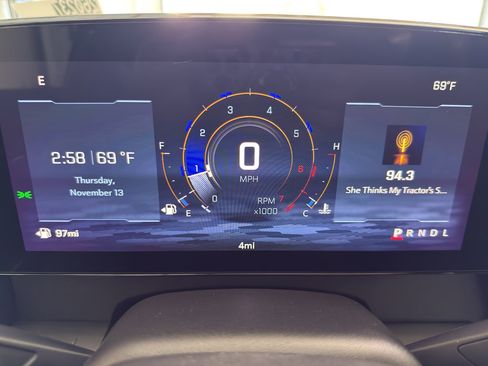 New 2026 Chevrolet Traverse LT image 12