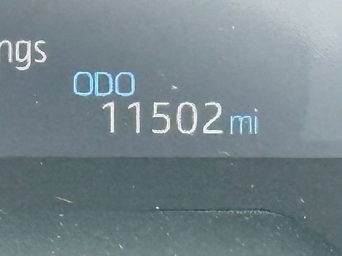 Used 2024 Toyota RAV4 XLE Premium image 32