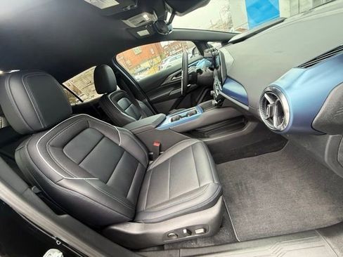 New 2026 Chevrolet Equinox EV LT w/ Convenience Package II image 20