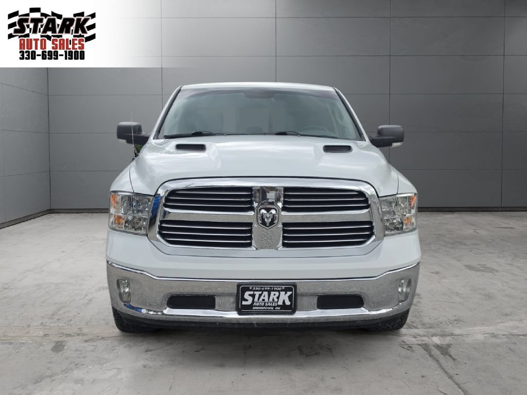 Used 2017 RAM 1500 Classic SLT w/ SLT Plus D←cor Group AWD/4WD image 8