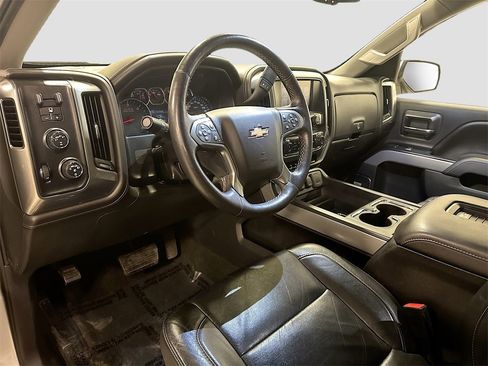 Used 2017 Chevrolet Silverado 1500 LTZ Z71 w/ LTZ Plus Package image 9