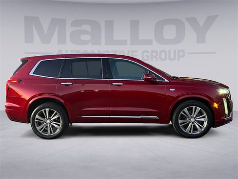 Used 2020 Cadillac XT6 Premium Luxury w/ LPO, Floor Liner Package image 6