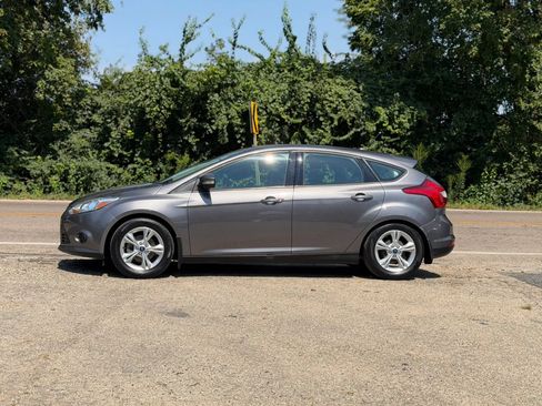 Used 2014 Ford Focus SE FWD image 5