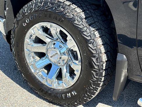 Used 2019 Chevrolet Silverado 1500 LTZ w/ LTZ Plus Package image 20