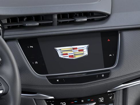 New 2025 Cadillac XT6 Luxury FWD image 44