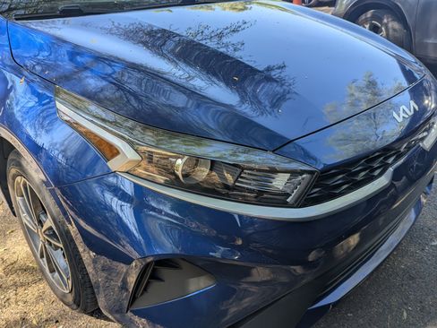 Certified 2023 Kia Forte LXS image 5