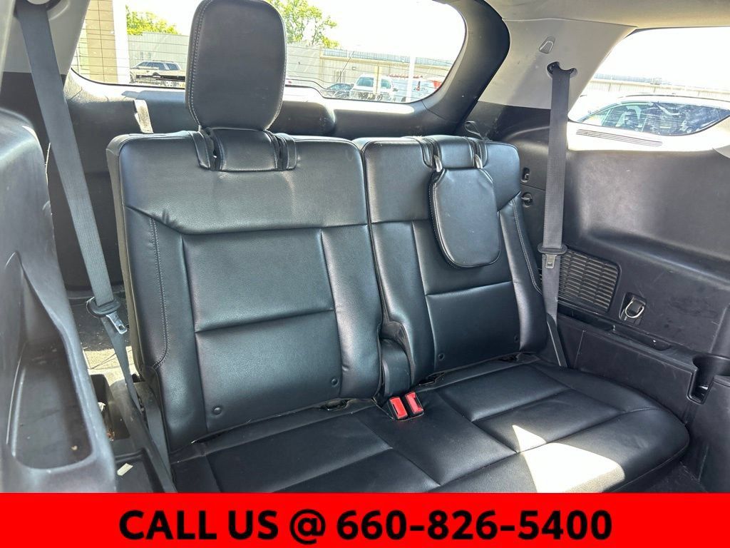 Used 2020 Ford Explorer XLT w/ Equipment Group 202A AWD/4WD image 7