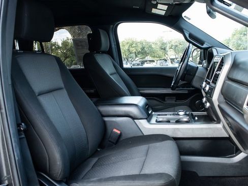 Used 2021 Ford Expedition Max XLT image 15