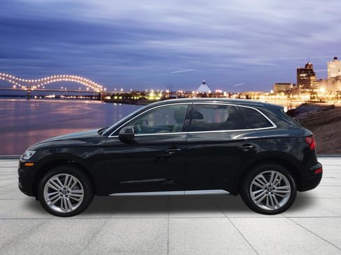 Used 2018 Audi Q5 Prestige w/ Prestige Package AWD/4WD image 2