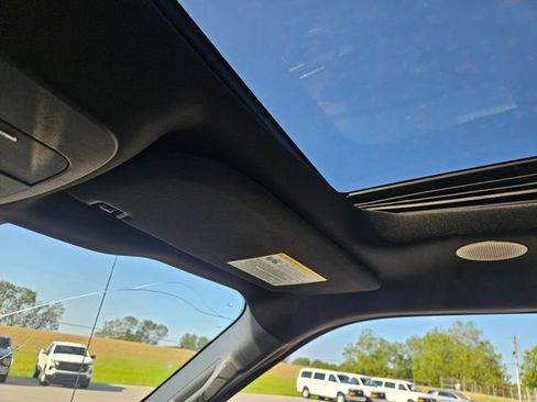 Used 2021 Ford F150 Lariat w/ Equipment Group 502A High AWD/4WD image 21