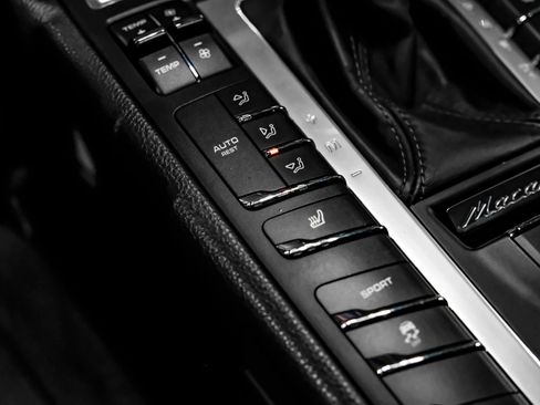 Used 2018 Porsche Macan S AWD/4WD image 21