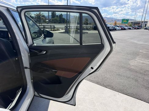 Used 2021 Volkswagen ID.4 Pro S w/ Gradient Package RWD image 19