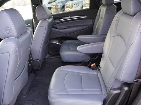 Certified 2023 Buick Enclave Essence image 17