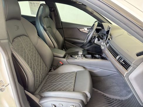 Used 2023 Audi S5 Prestige AWD/4WD image 31