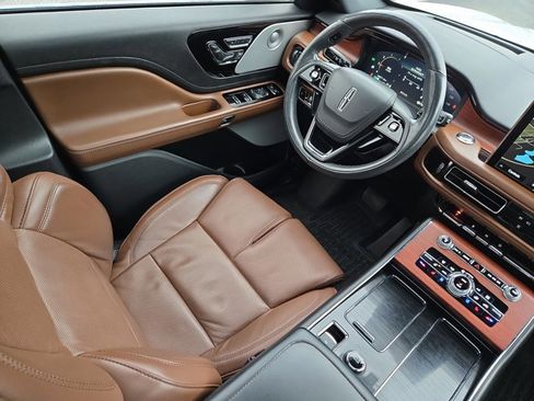 Used 2022 Lincoln Aviator Reserve w/ Equipment Group 201A image 22