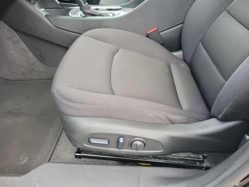 Used 2024 Chevrolet Malibu LT FWD image 5