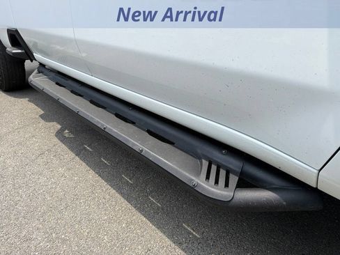 Used 2024 Chevrolet Silverado 2500 LTZ w/ LTZ Plus Package AWD/4WD image 6