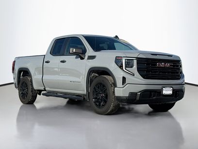 Used 2024 GMC Sierra 1500 Pro w/ Graphite Edition