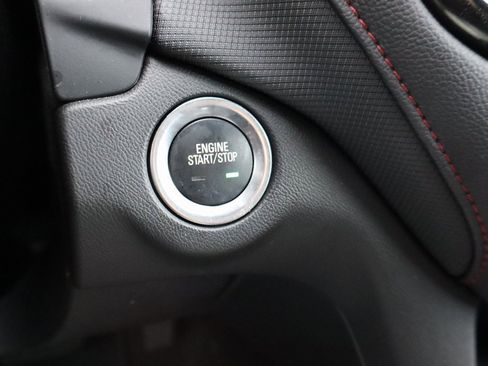 Used 2023 Chevrolet Equinox RS image 12