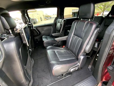 Used 2019 Dodge Grand Caravan GT FWD image 21