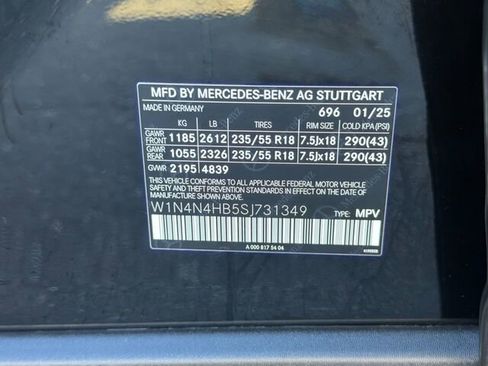 Used 2025 Mercedes-Benz GLA 250 4MATIC image 35