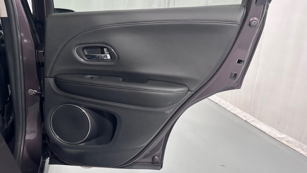 Used 2019 Honda HR-V EX-L image 28