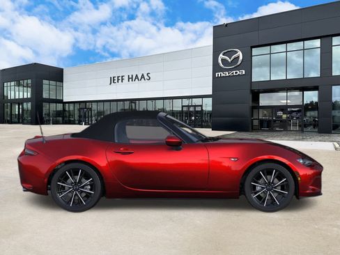 New 2025 MAZDA MX-5 Miata Grand Touring image 5