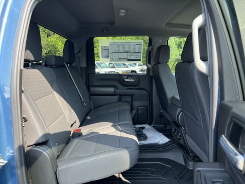 New 2026 Chevrolet Silverado 2500 Custom w/ Custom Value Package AWD/4WD image 36
