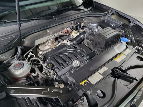 Used 2021 Volkswagen Atlas SEL Premium image 10