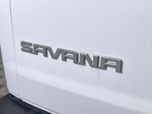 New 2025 GMC Savana 3500 w/ Driver Convenience Package RWD image 30