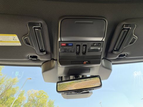 New 2026 Subaru Outback Touring AWD/4WD image 24