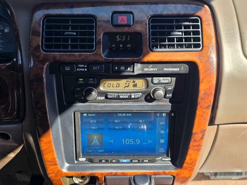 Used 2000 Toyota 4Runner Limited AWD/4WD image 34