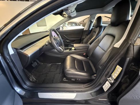 Used 2018 Tesla Model 3 Long Range RWD image 19