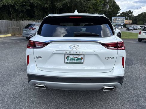Used 2023 INFINITI QX50 Luxe FWD image 4