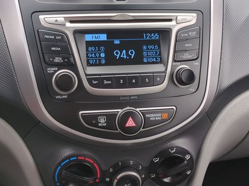 Used 2017 Hyundai Accent SE image 23