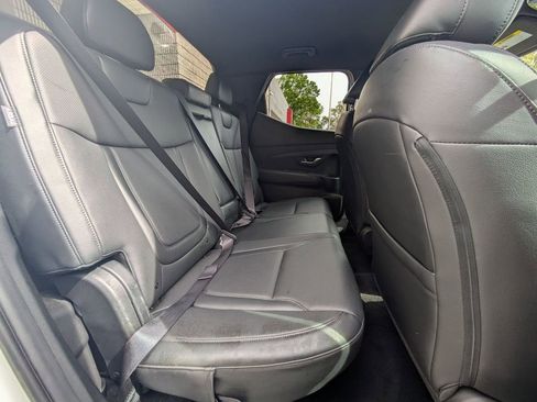 Used 2025 Hyundai Santa Cruz SEL FWD image 27