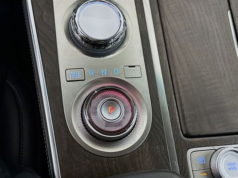 Used 2024 Genesis GV80 3.5T image 25