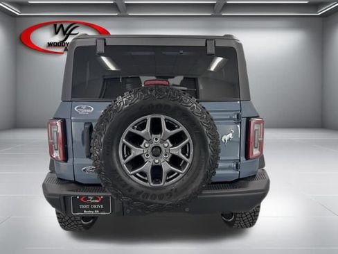 New 2025 Ford Bronco Badlands image 6