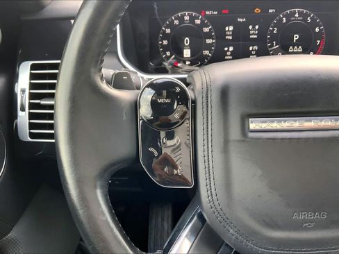 Used 2020 Land Rover Range Rover HSE image 23