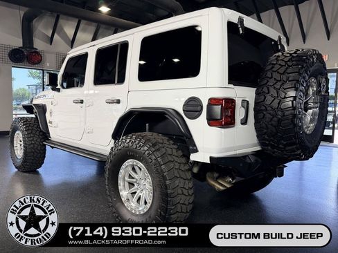 Used 2022 Jeep Wrangler Unlimited Rubicon w/ Trailer Tow Package AWD/4WD image 10