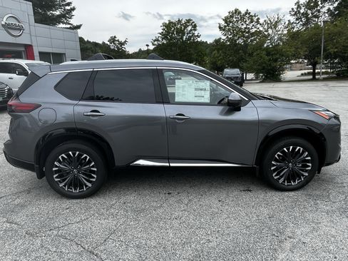 New 2026 Nissan Rogue Platinum AWD/4WD image 8