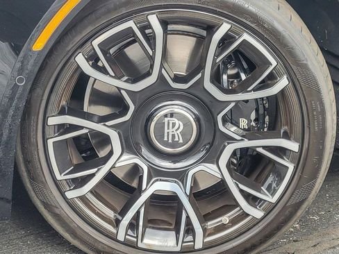 Used 2023 Rolls-Royce Ghost Black Badge w/ Black Badge Ghost Package image 4