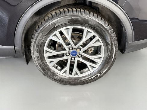 Used 2020 Ford Escape SEL image 37