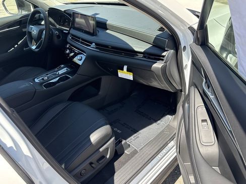 New 2026 INFINITI QX60 Luxe w/ Family Package image 27