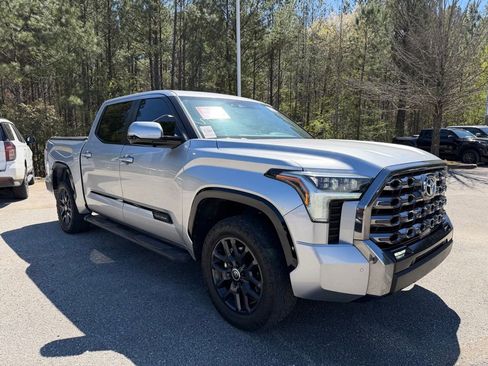Used 2024 Toyota Tundra Platinum image 4